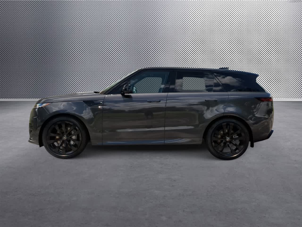 Thumbnail: 2025 Land Rover Range Rover Sport - 5