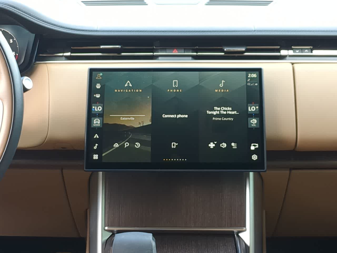 Thumbnail: 2025 Land Rover Range Rover - 29
