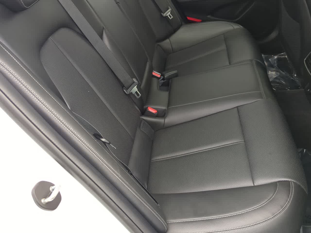 Thumbnail: 2022 Genesis G70 - 20