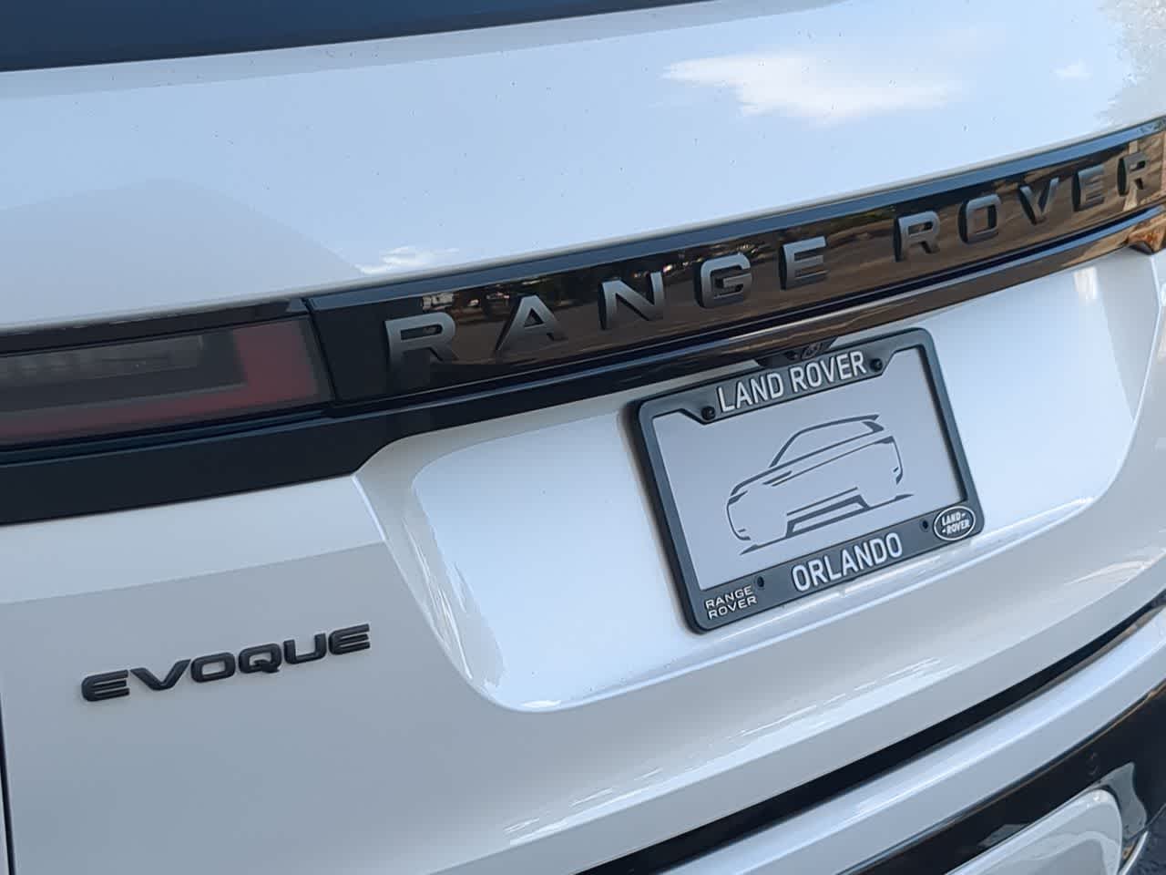 Thumbnail: 2026 Land Rover Range Rover Evoque - 12