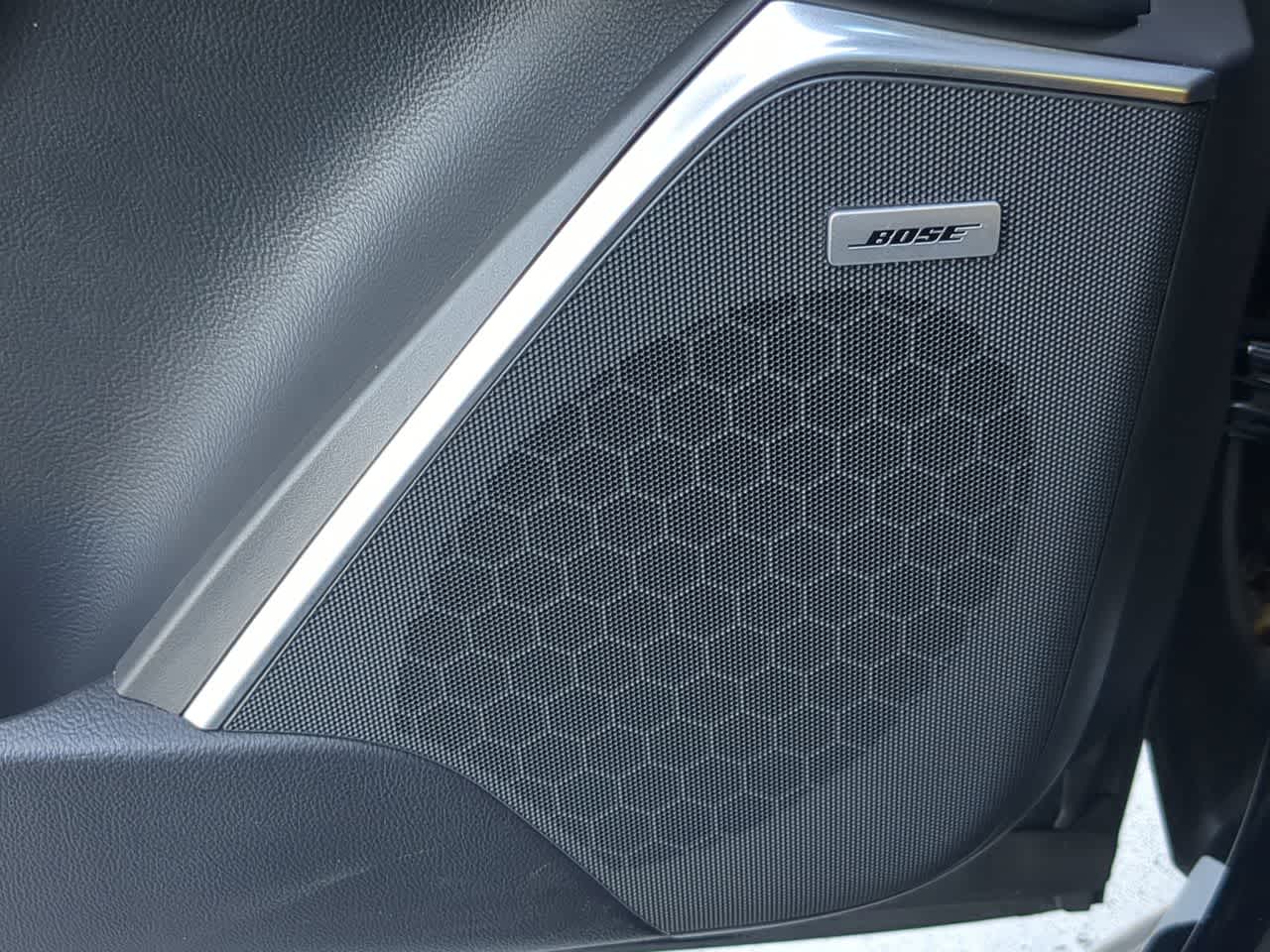 Thumbnail: 2019 Cadillac Escalade - 31