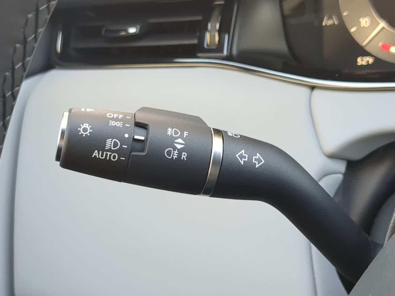 Thumbnail: 2026 Land Rover Range Rover Evoque - 29