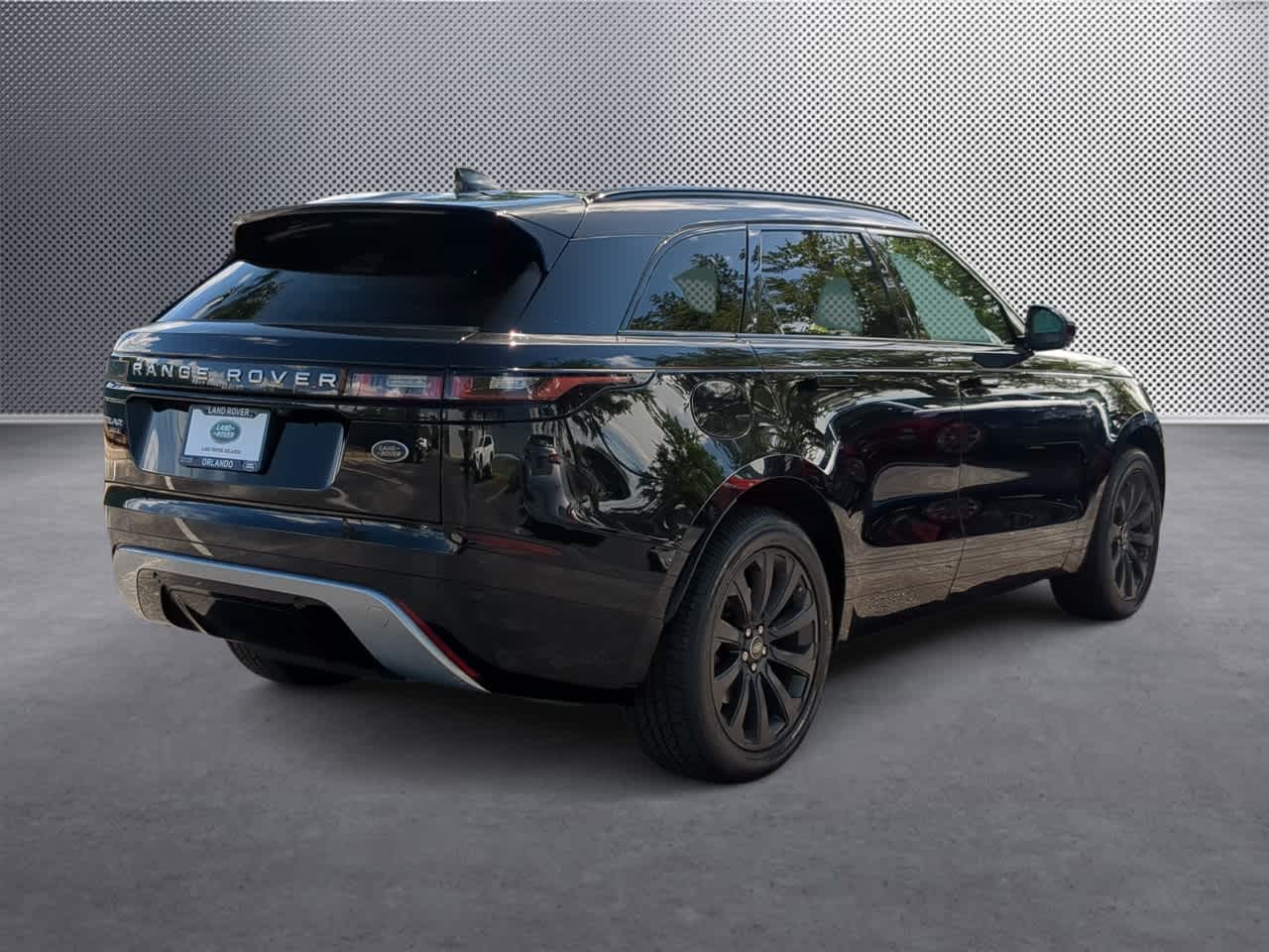 Thumbnail: 2020 Land Rover Range Rover Velar - 8