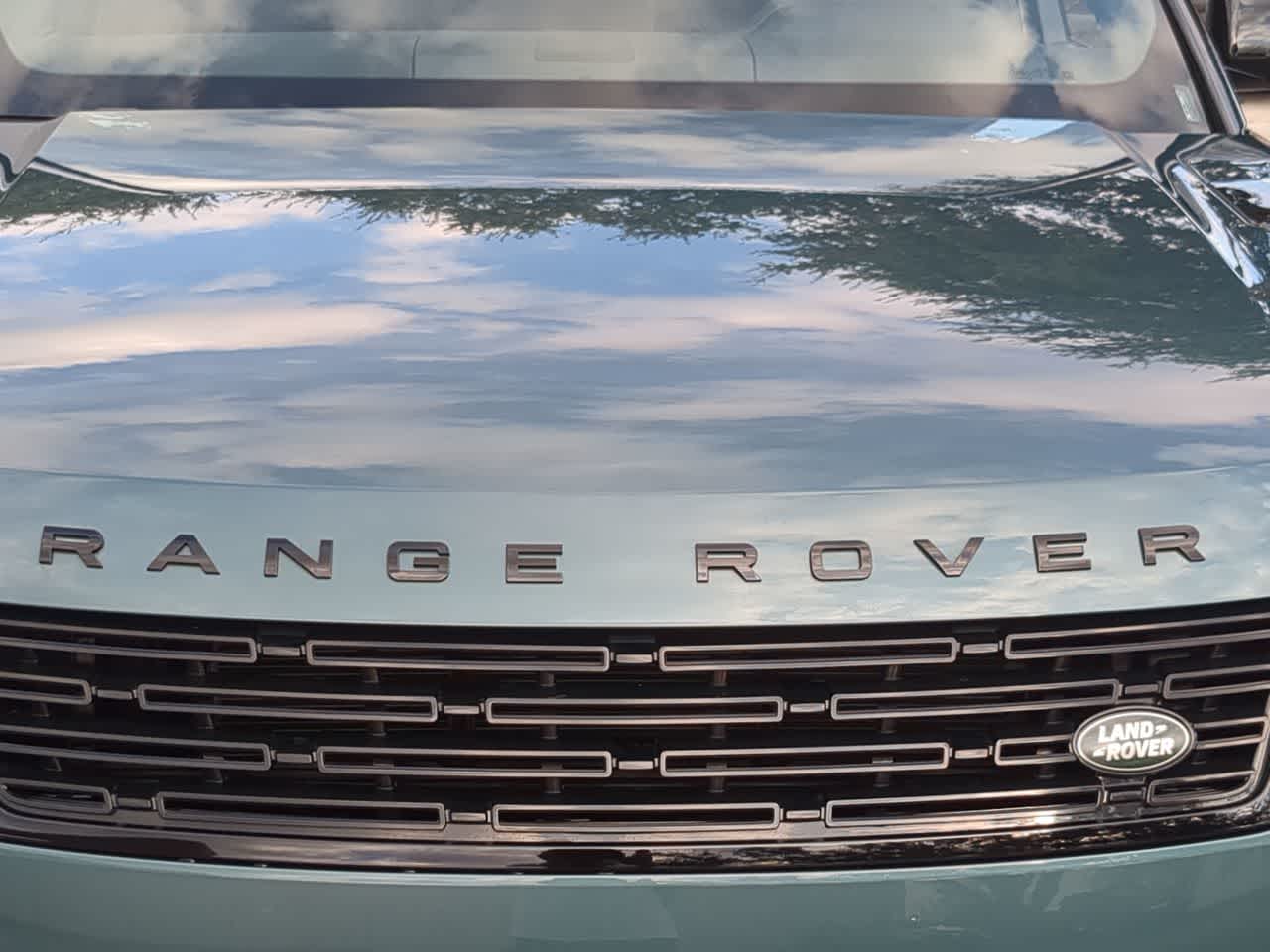 Thumbnail: 2025 Land Rover Range Rover Sport - 13