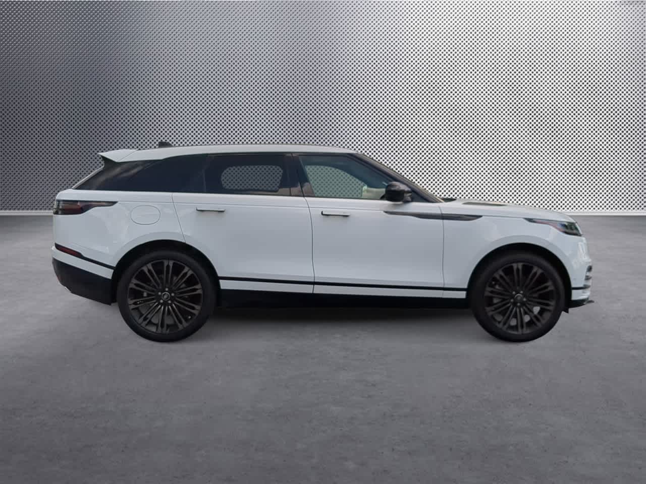 Thumbnail: 2026 Land Rover Range Rover Velar - 9