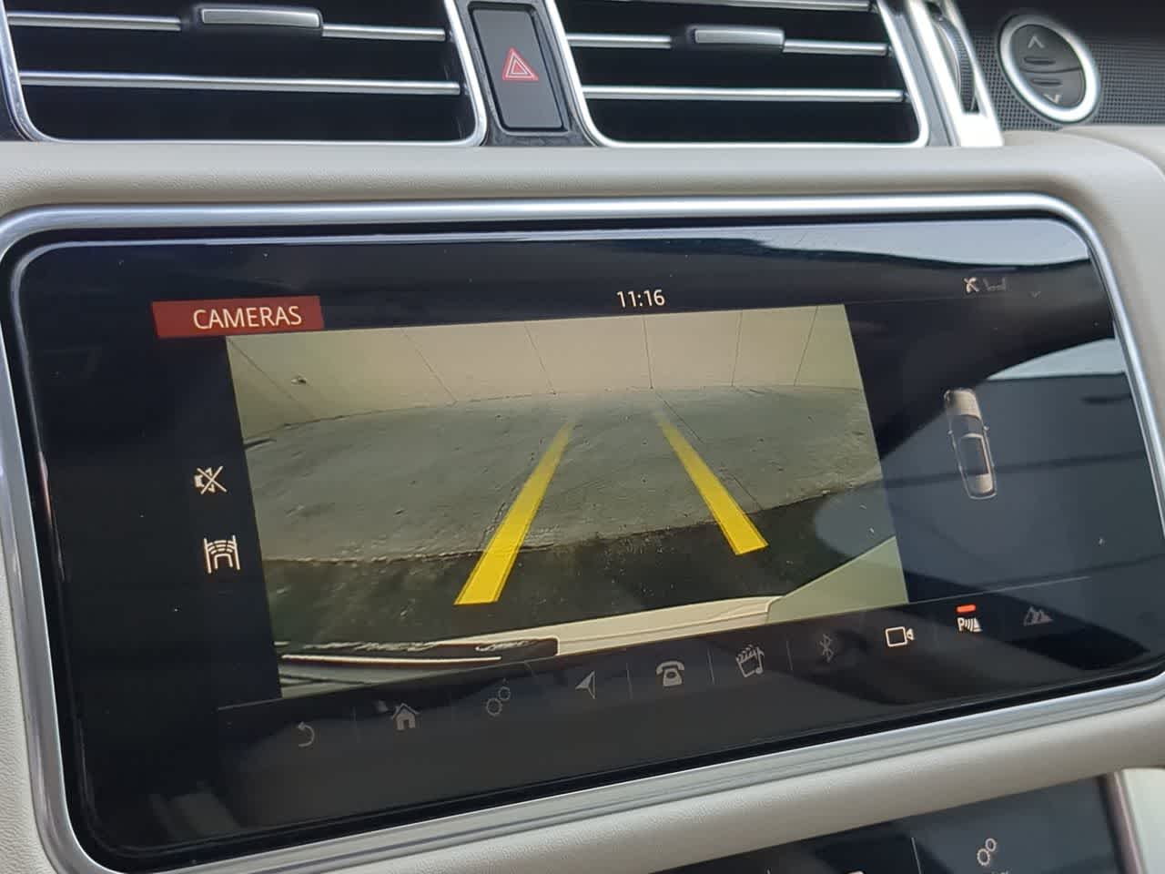 Thumbnail: 2020 Land Rover Range Rover - 32