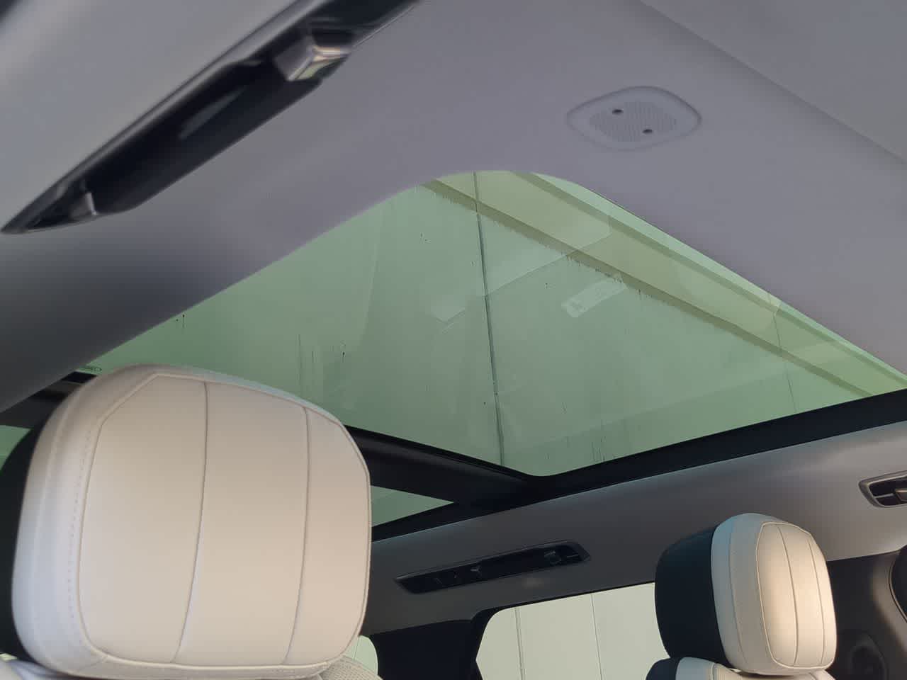 Thumbnail: 2023 Land Rover Range Rover Sport - 19