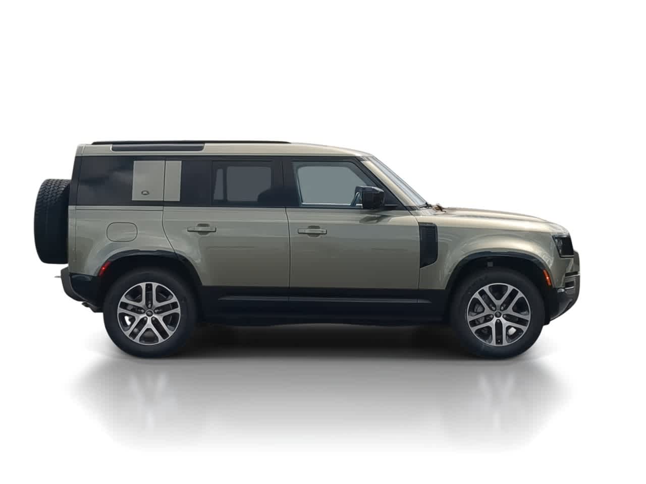 Thumbnail: 2022 Land Rover Defender - 9