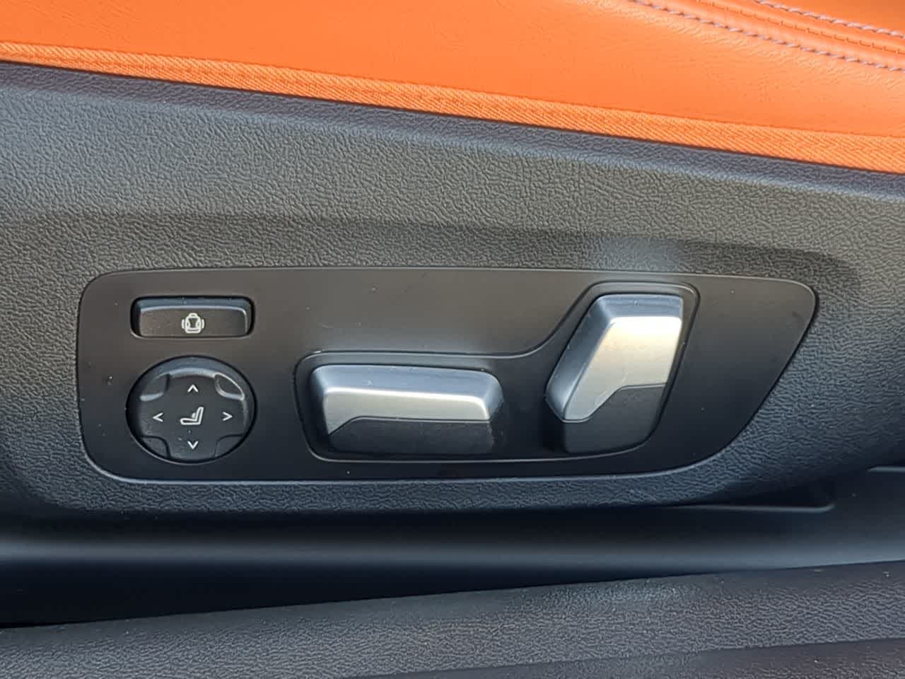 Thumbnail: 2024 BMW M4 - 17