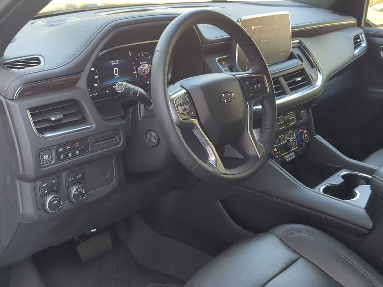 Thumbnail: 2023 Chevrolet Suburban - 10