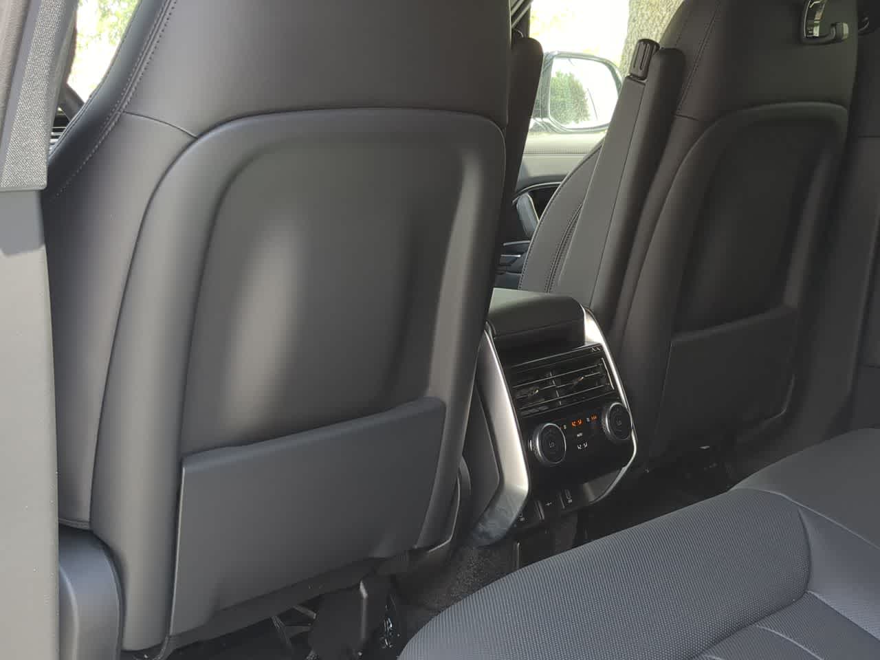 Thumbnail: 2026 Land Rover Range Rover - 18