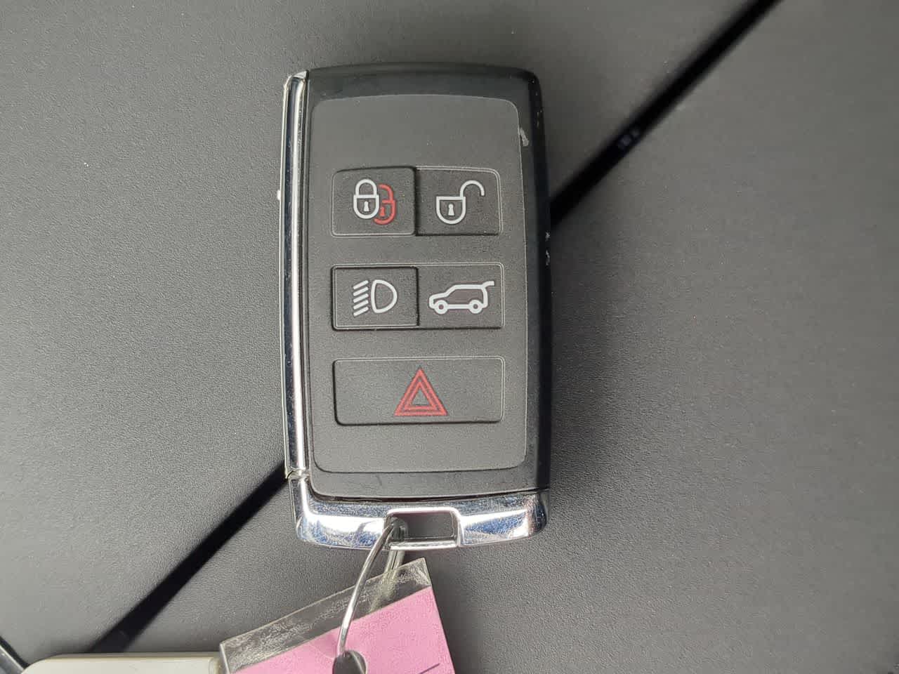 Thumbnail: 2026 Land Rover Range Rover Velar - 37