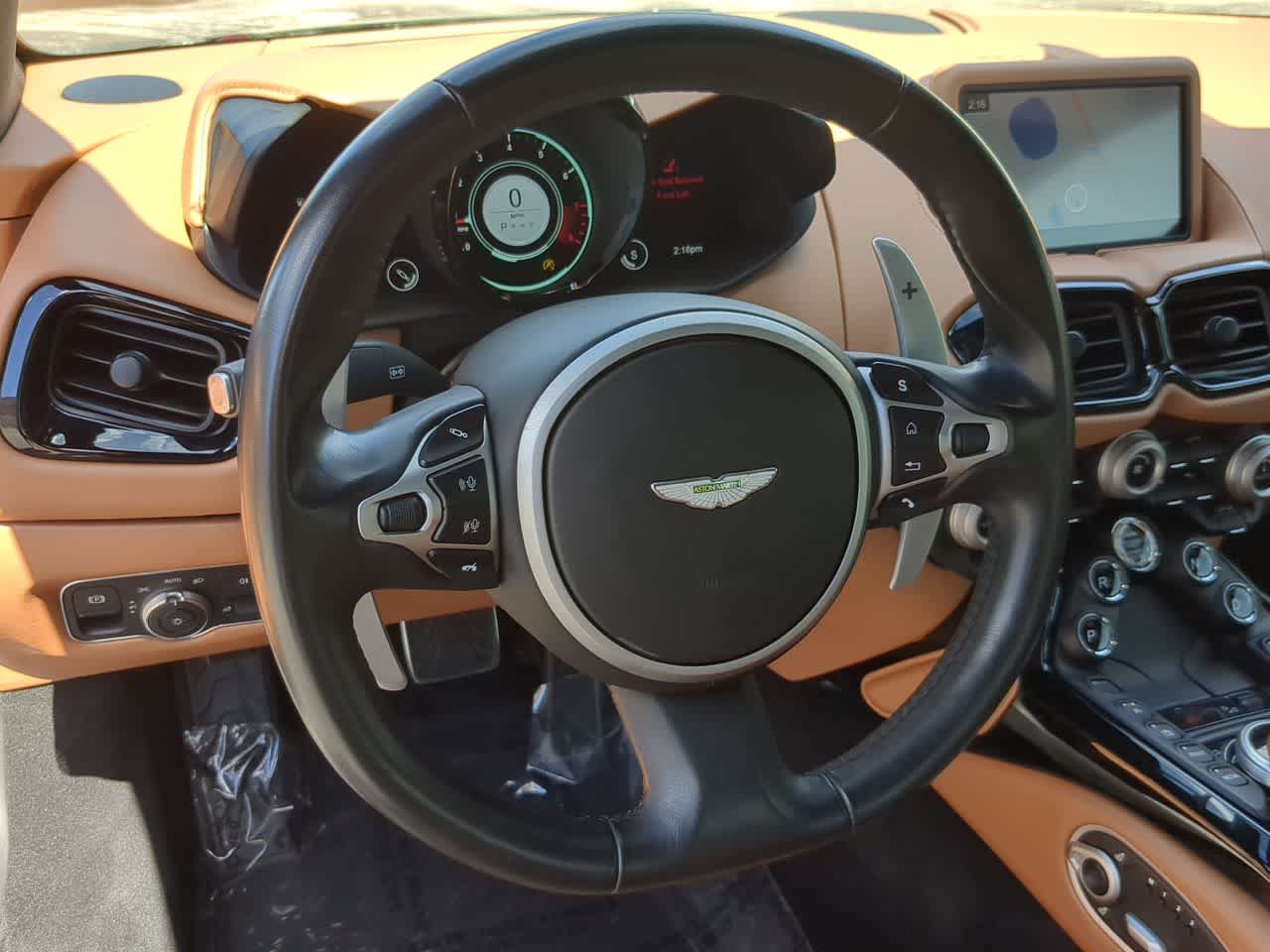 Thumbnail: 2020 Aston Martin Vantage - 17