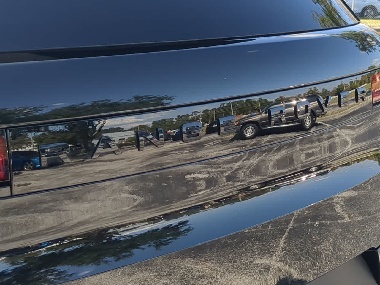 Thumbnail: 2025 Land Rover Range Rover Sport - 13