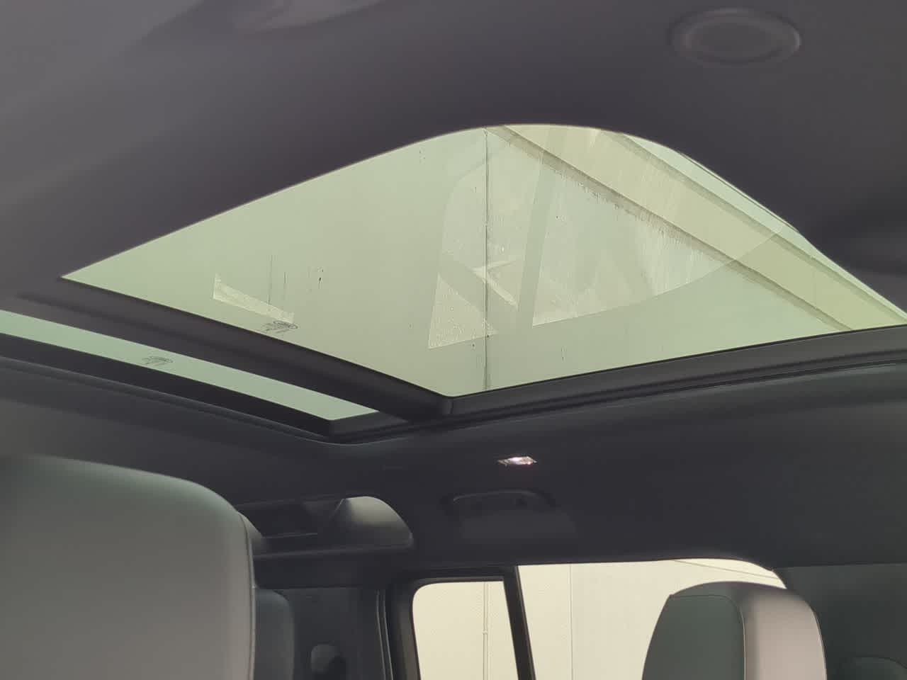 Thumbnail: 2025 Land Rover Defender - 19