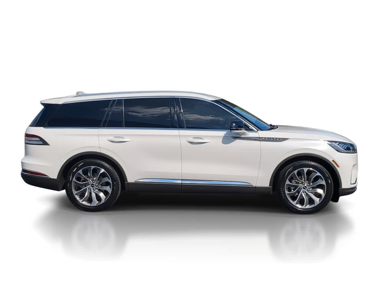 Thumbnail: 2025 Lincoln Aviator - 9