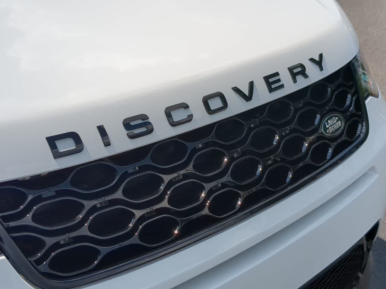 Thumbnail: 2025 Land Rover Discovery Sport - 13