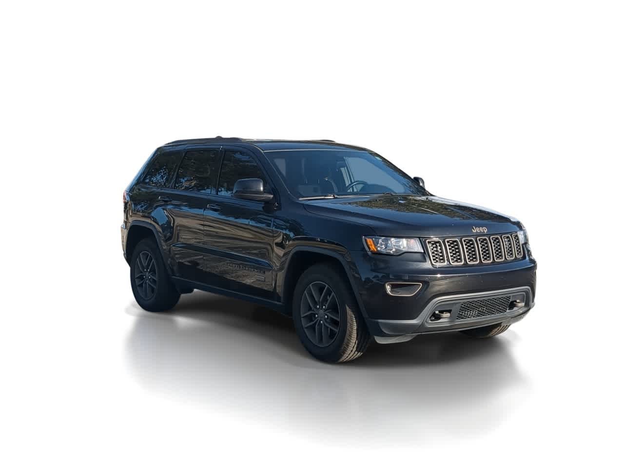 2016 Jeep Grand Cherokee Laredo photo 2