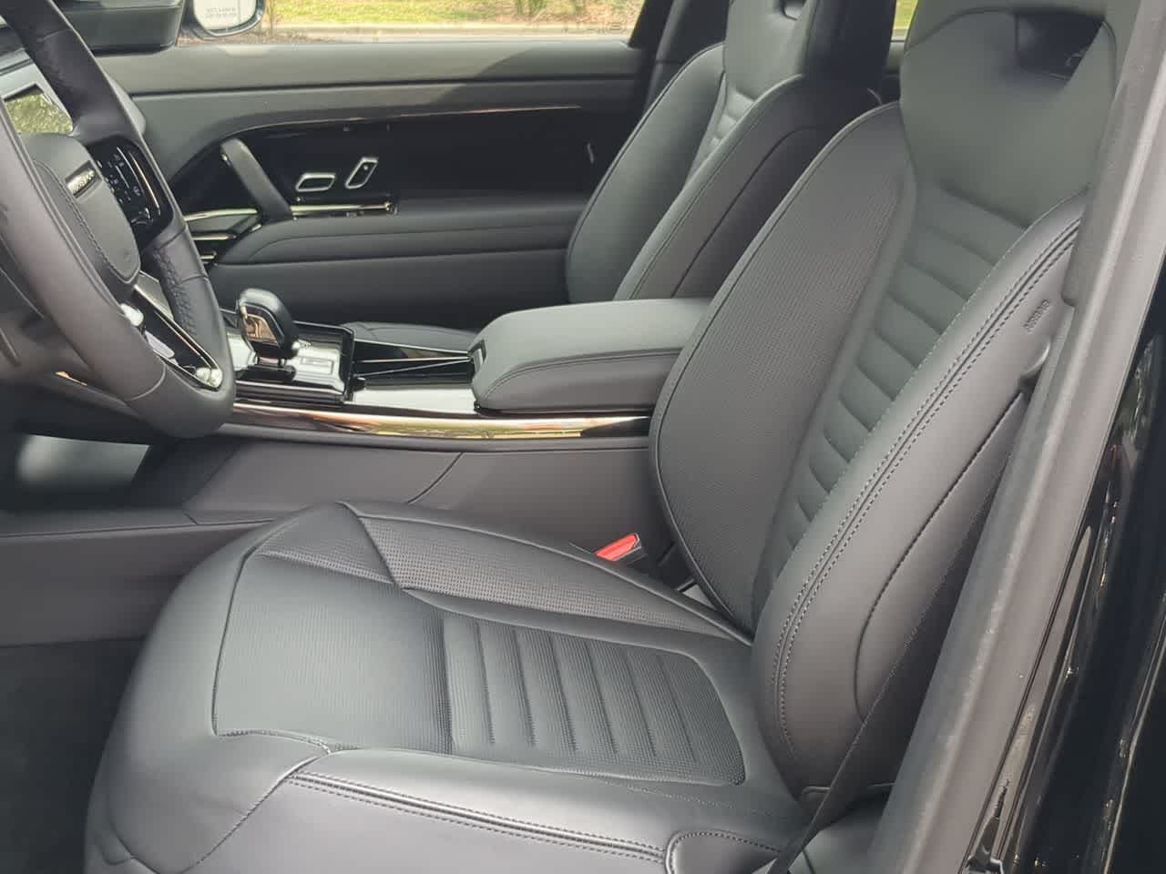 Thumbnail: 2026 Land Rover Range Rover Sport - 16