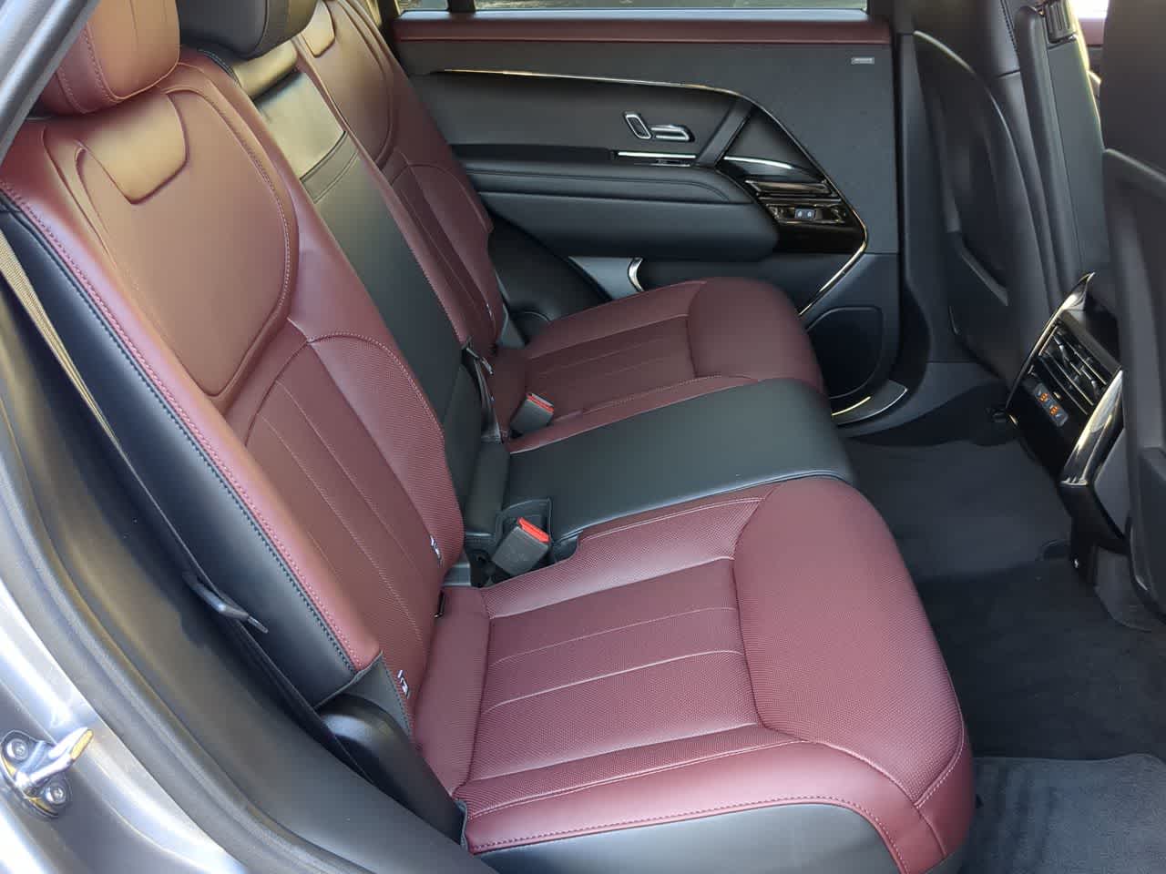 Thumbnail: 2025 Land Rover Range Rover Sport - 20