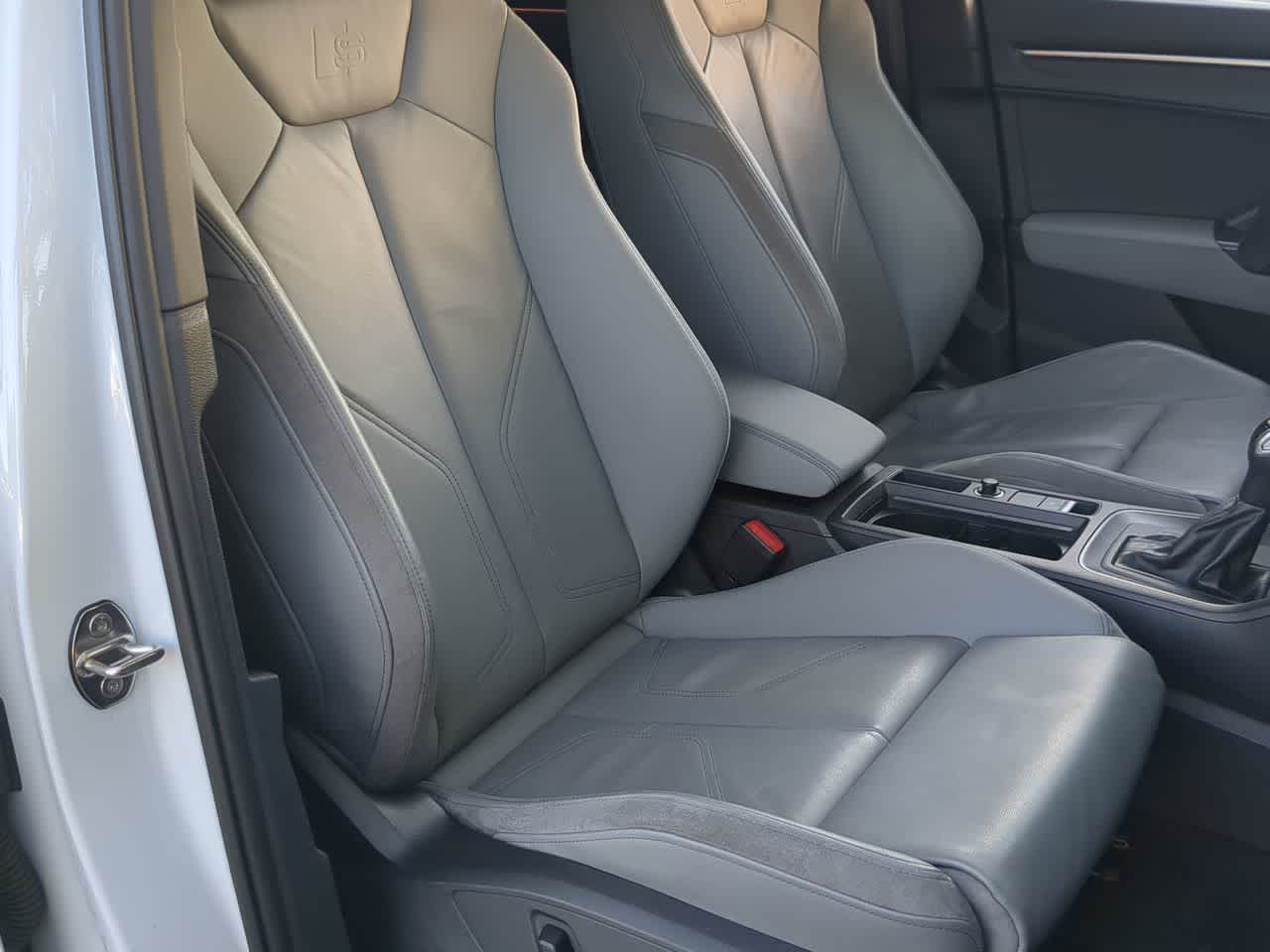 Thumbnail: 2022 Audi Q3 - 22