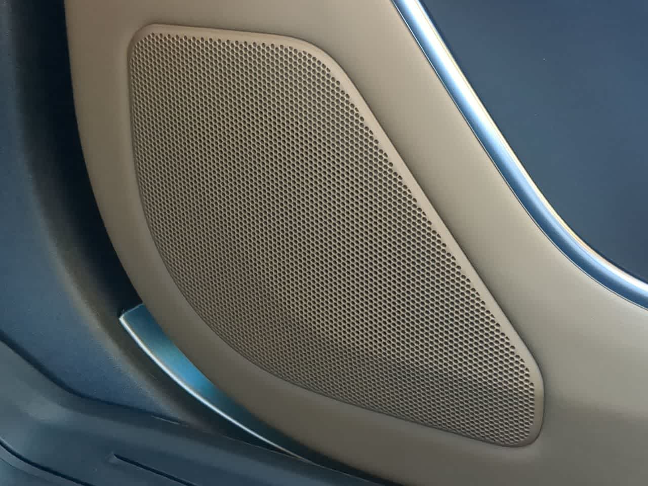 Thumbnail: 2026 Land Rover Range Rover - 32