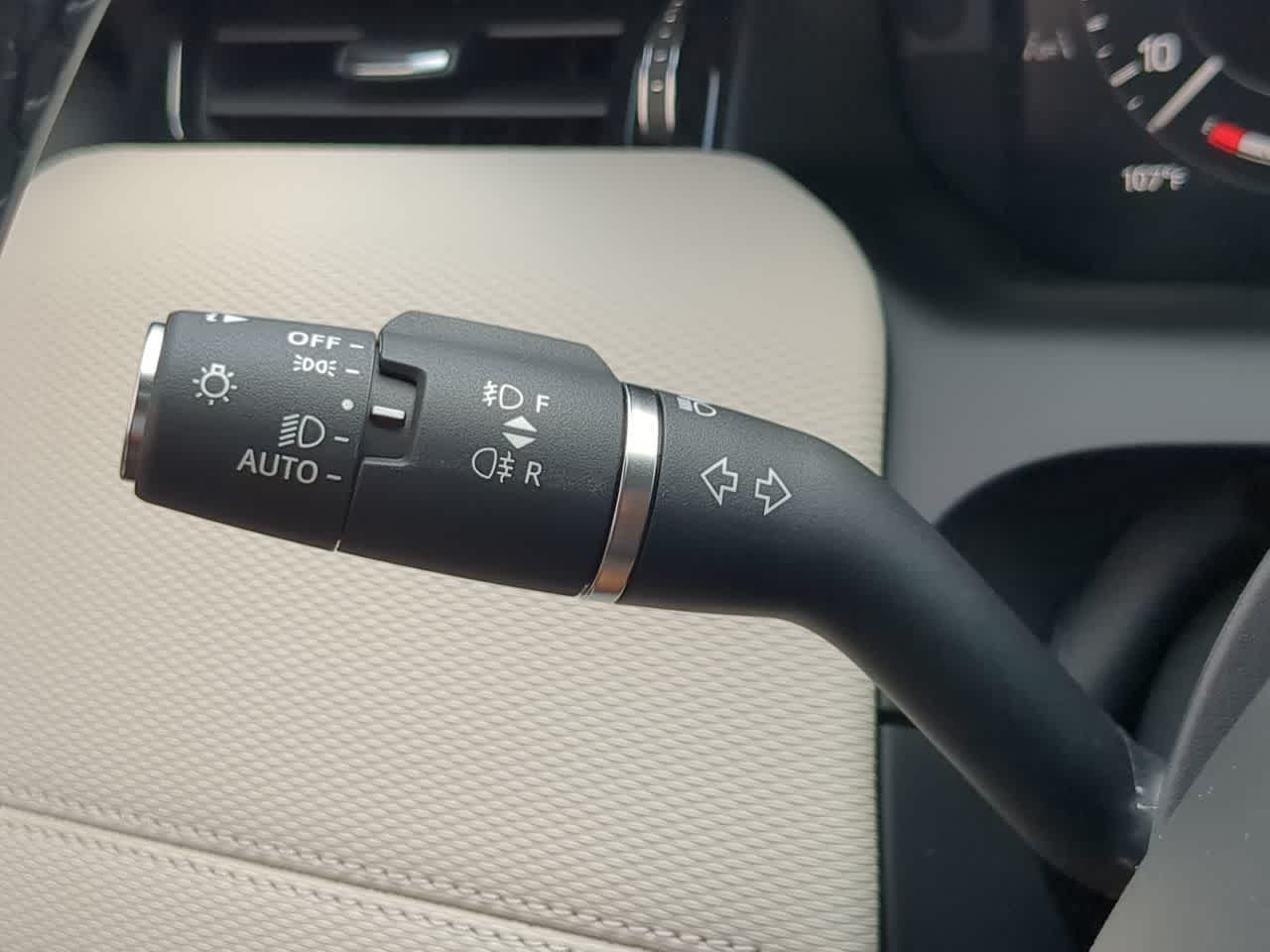 Thumbnail: 2025 Land Rover Discovery Sport - 29