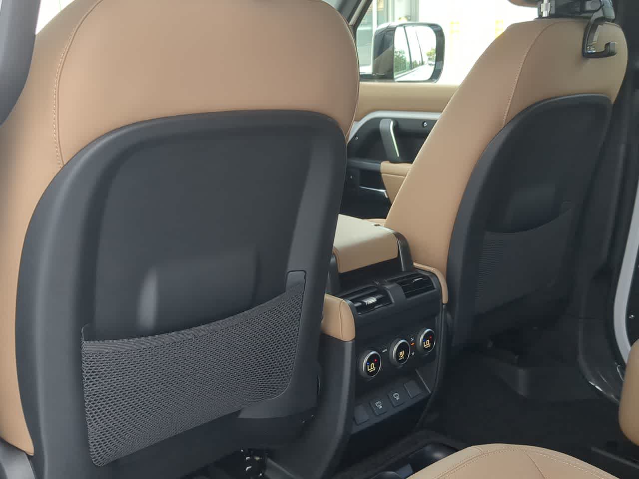 Thumbnail: 2025 Land Rover Defender - 19