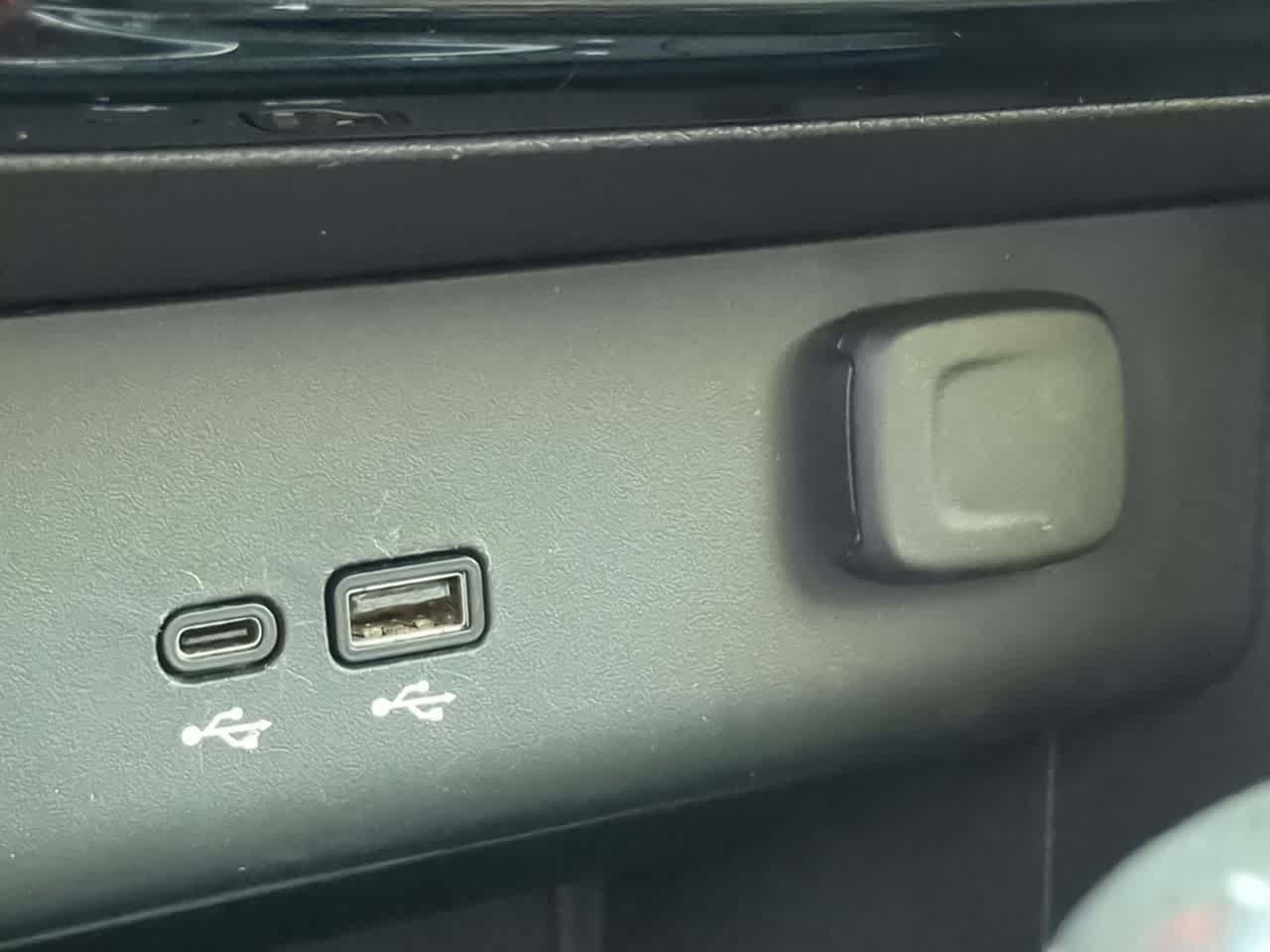 Thumbnail: 2024 Buick Encore GX - 31