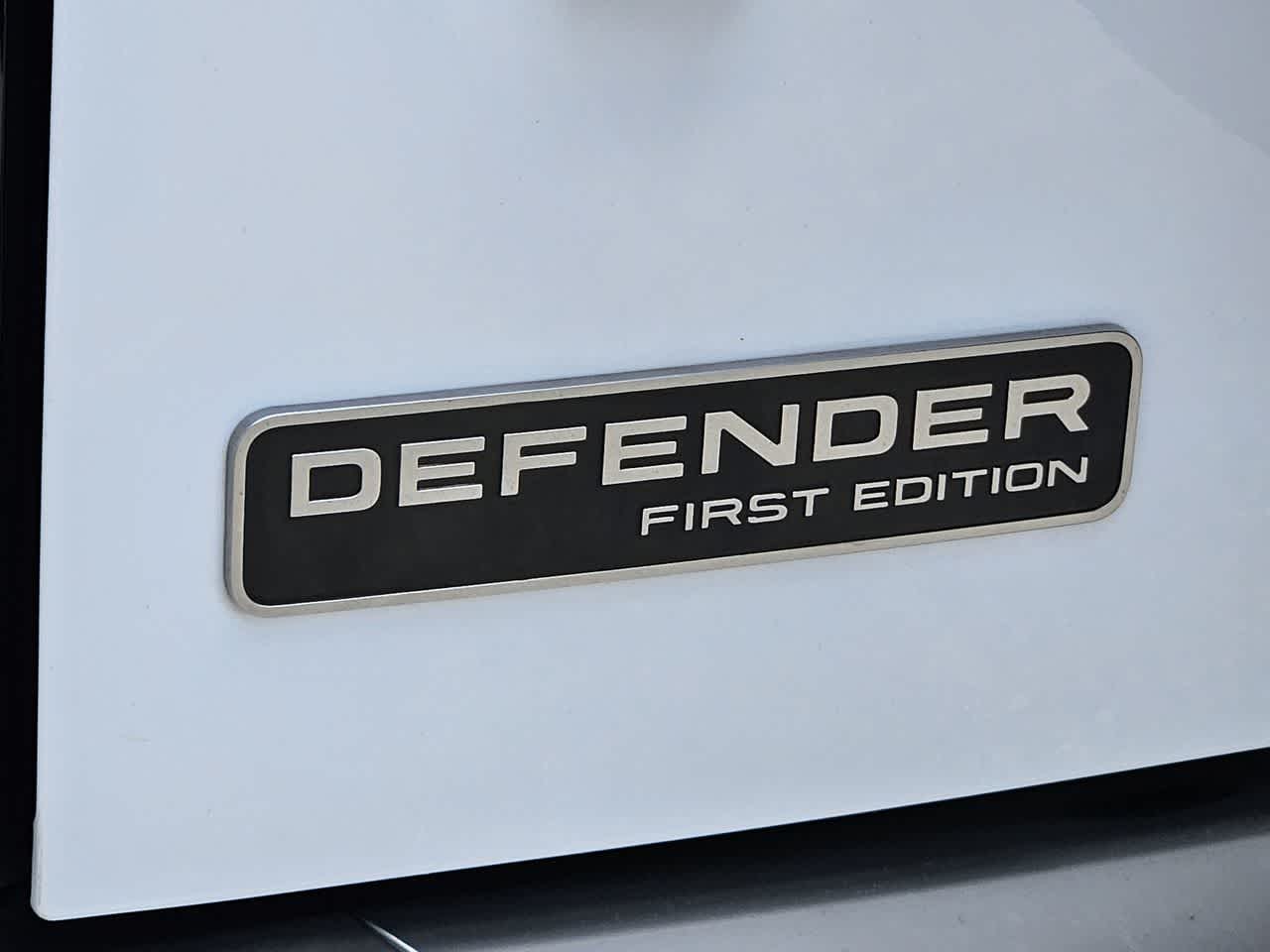 Thumbnail: 2023 Land Rover Defender - 13