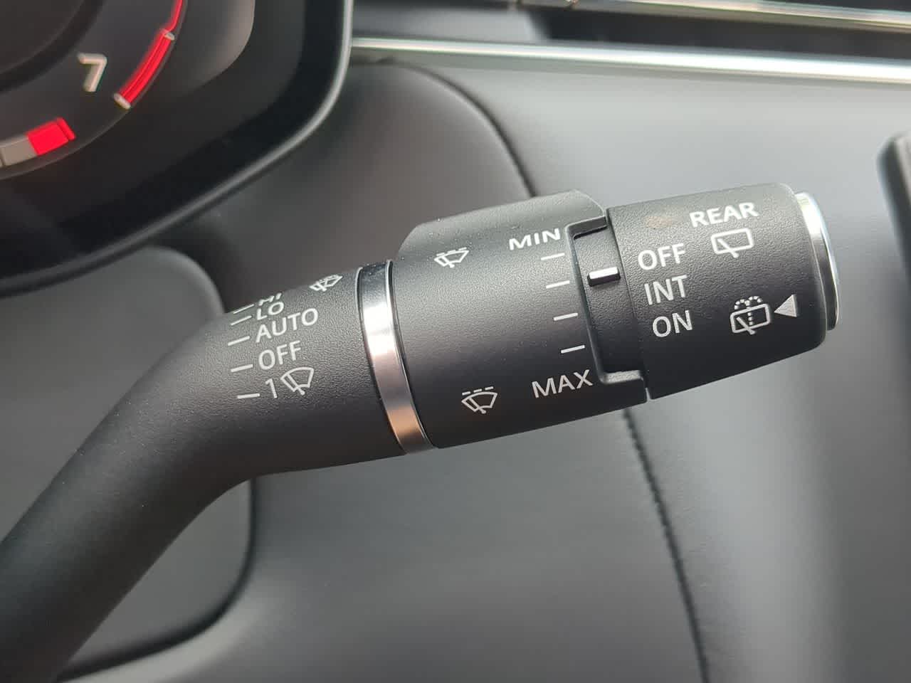 Thumbnail: 2026 Land Rover Range Rover Sport - 28