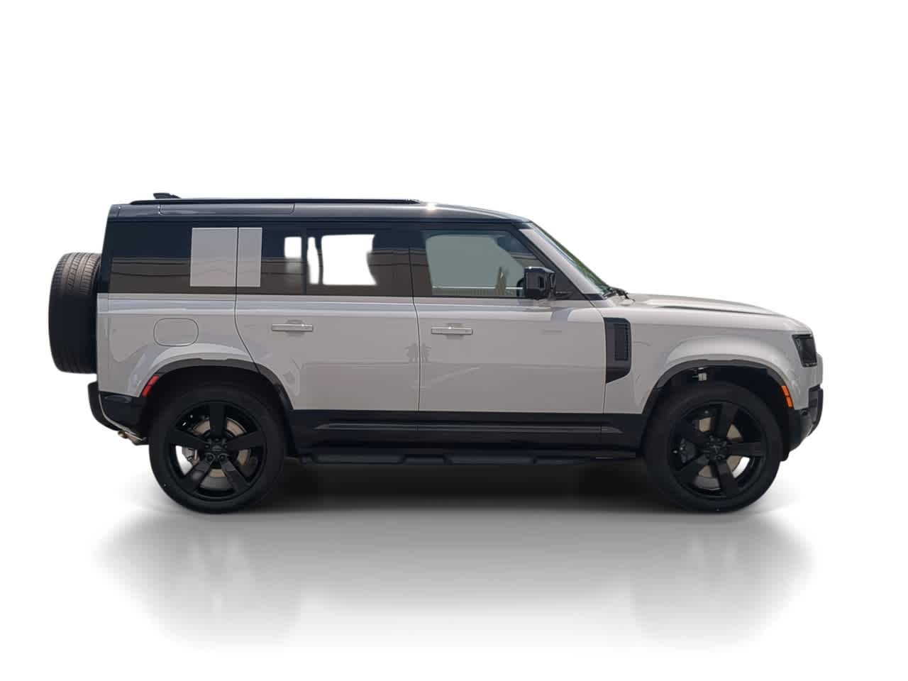 Thumbnail: 2026 Land Rover Defender - 9