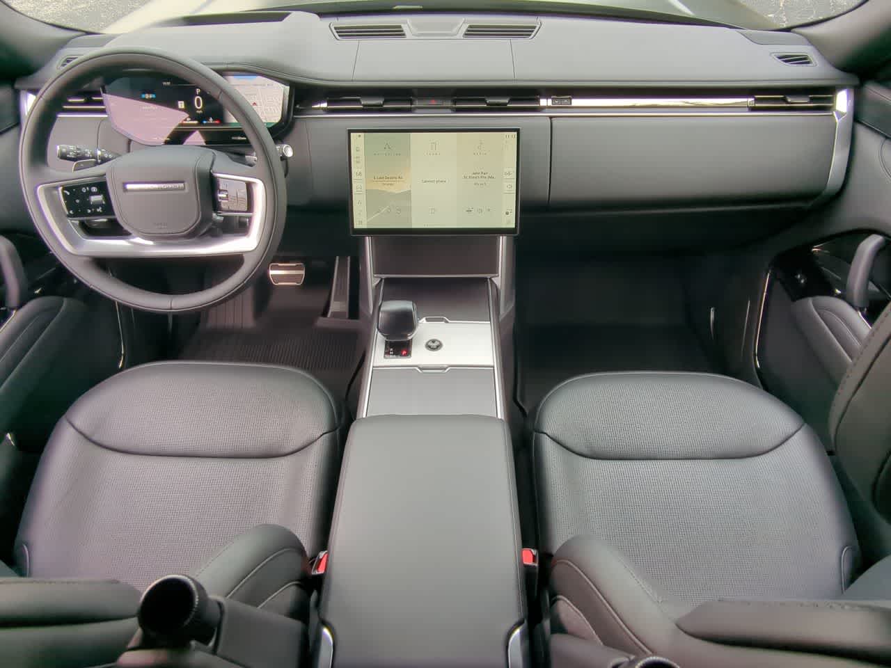 Thumbnail: 2026 Land Rover Range Rover - 16