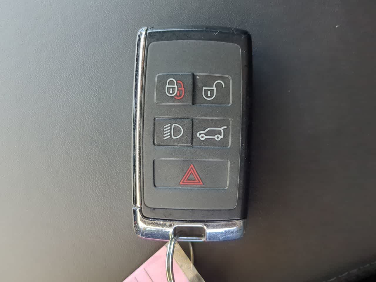 Thumbnail: 2025 Land Rover Range Rover Sport - 38