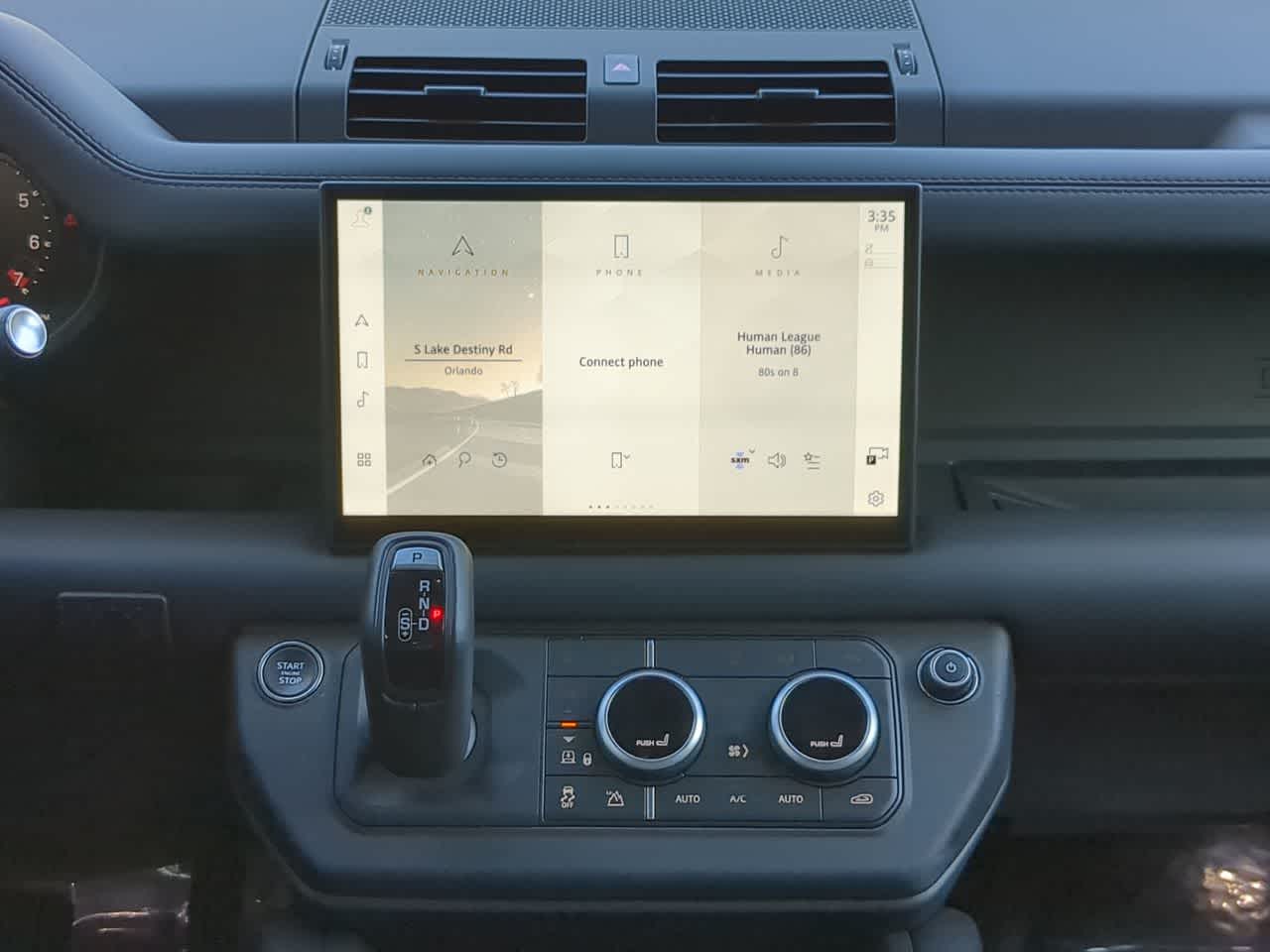 Thumbnail: 2025 Land Rover Defender - 29