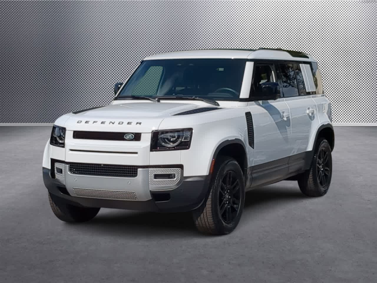 2025 Land Rover Defender S photo 4