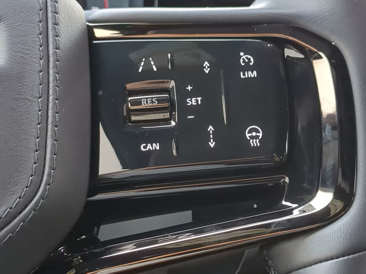 Thumbnail: 2024 Land Rover Range Rover Sport - 26