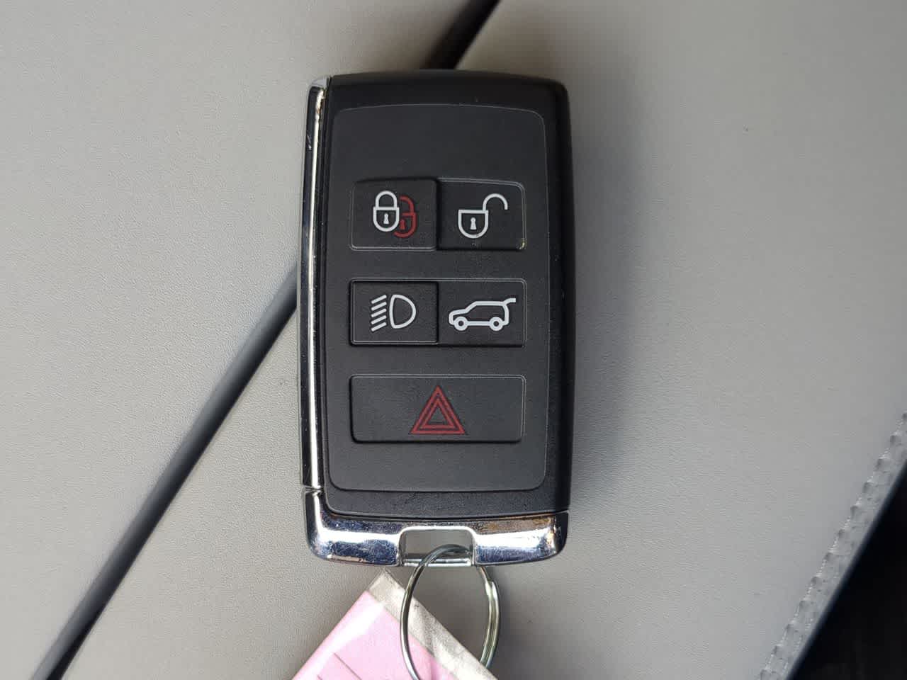 Thumbnail: 2026 Land Rover Range Rover Velar - 36