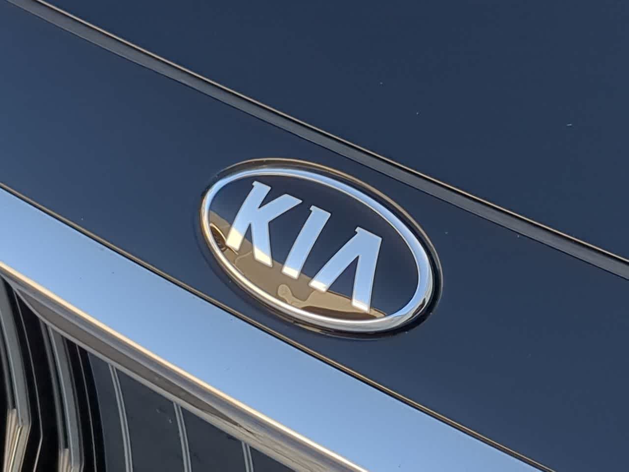 Thumbnail: 2019 Kia Cadenza - 12