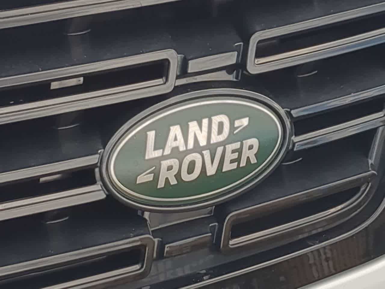 Thumbnail: 2025 Land Rover Range Rover Sport - 12