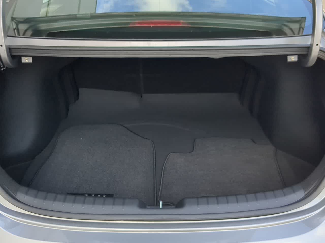 Thumbnail: 2023 Kia Forte - 37