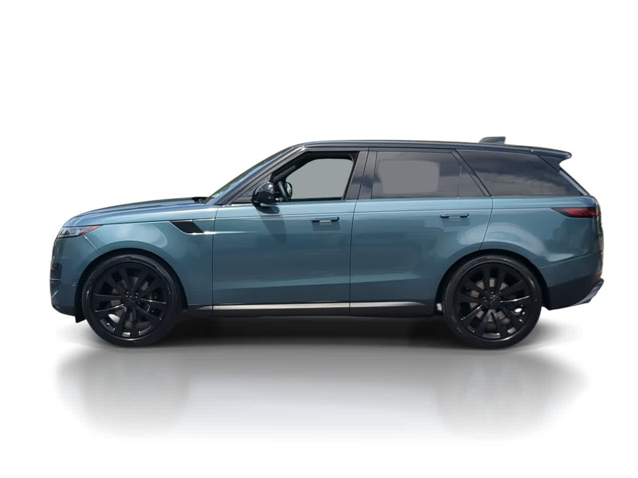 Thumbnail: 2026 Land Rover Range Rover Sport - 5