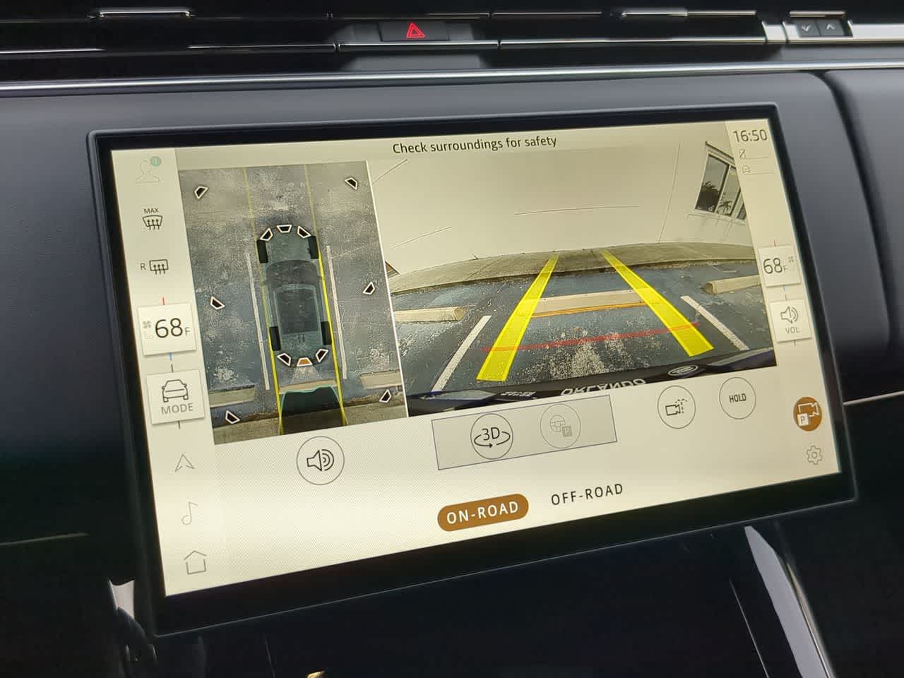 Thumbnail: 2026 Land Rover Range Rover Sport - 30