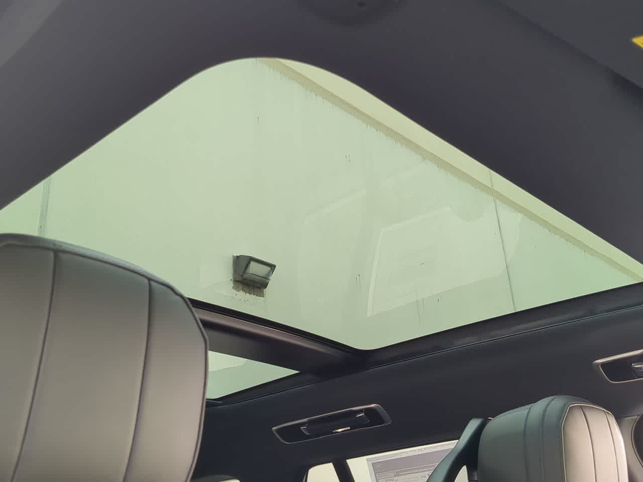 Thumbnail: 2026 Land Rover Range Rover - 20