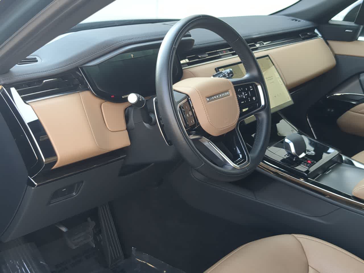 Thumbnail: 2025 Land Rover Range Rover Sport - 10