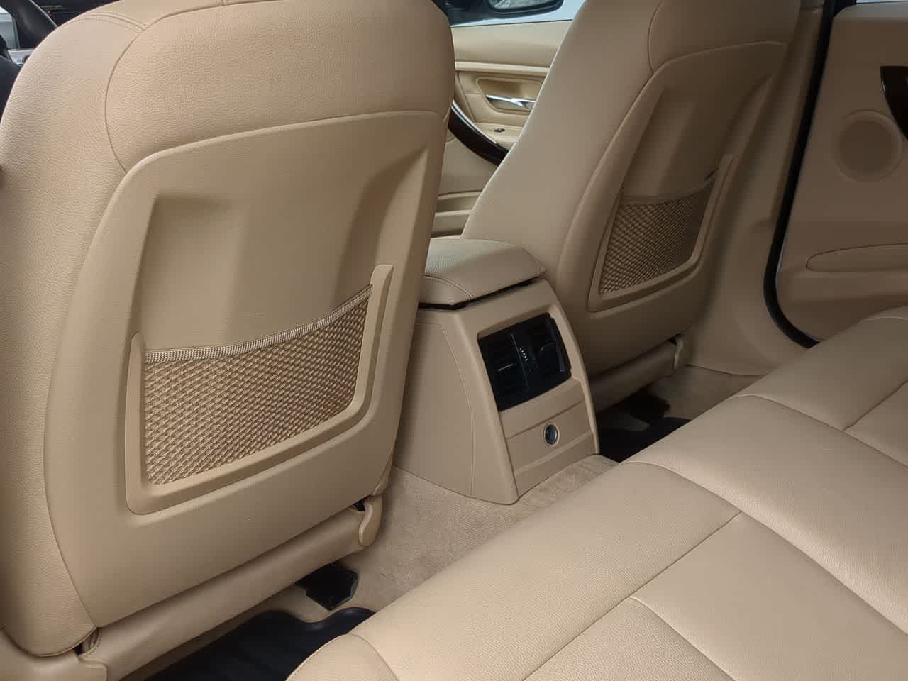 Thumbnail: 2015 BMW 3 Series - 18