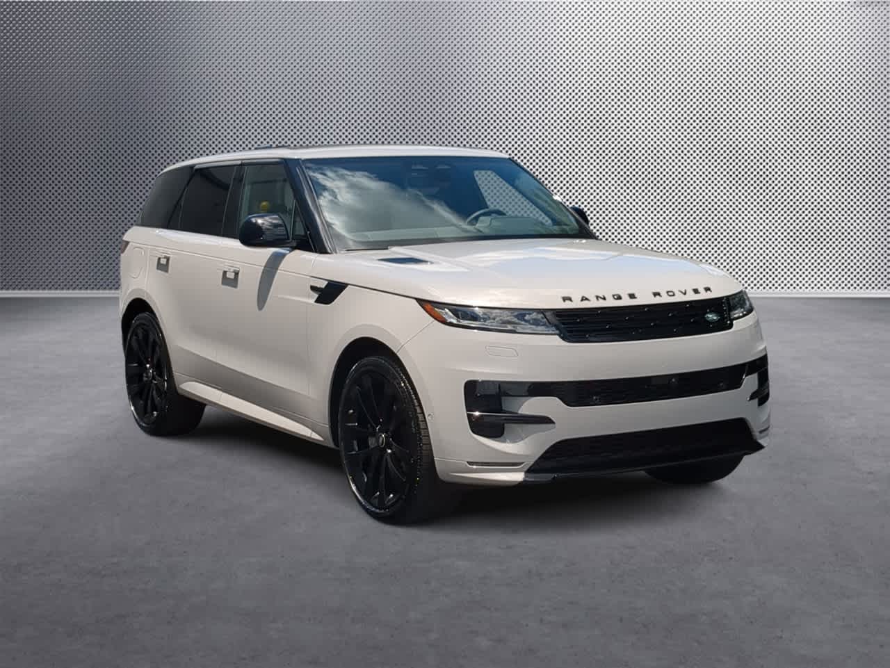 Thumbnail: 2025 Land Rover Range Rover Sport - 2