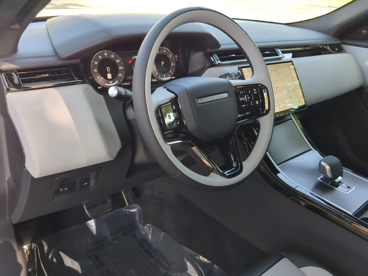 Thumbnail: 2026 Land Rover Range Rover Velar - 10