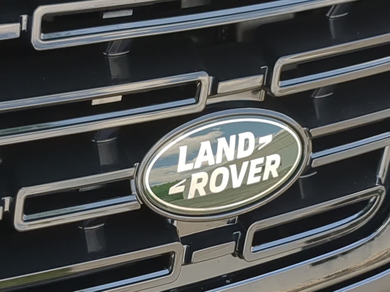 Thumbnail: 2026 Land Rover Range Rover Sport - 12