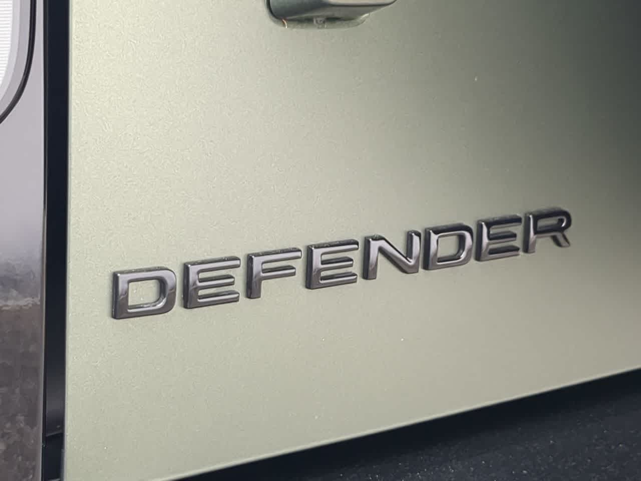 Thumbnail: 2026 Land Rover Defender - 13